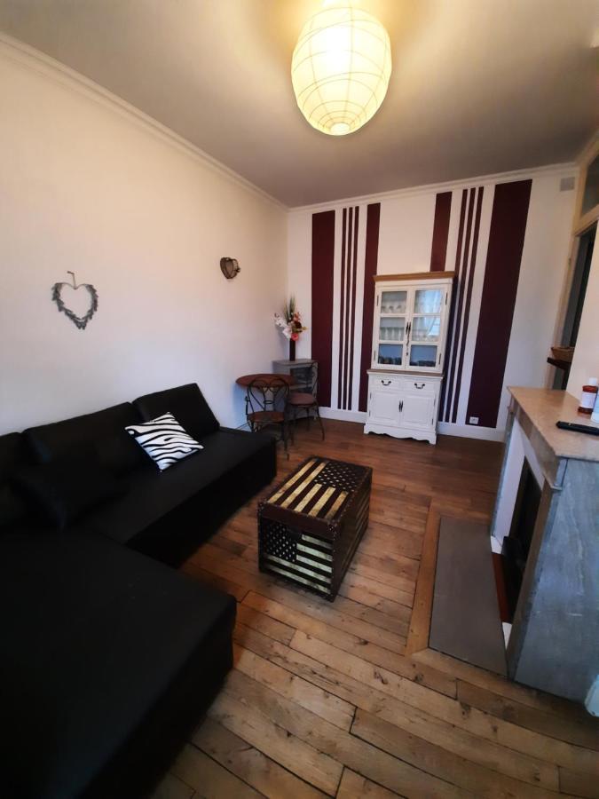 Joli Appartement Meuble باراي-لو-مونيال المظهر الخارجي الصورة